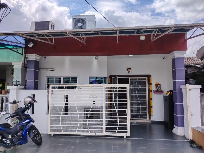 1-storey Terraced House for Sale in Puchong (Selangor) - Suresh Kumar - Exterior - PropertyGuru.com.my