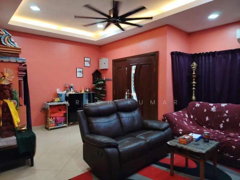1-storey Terraced House for Sale in Puchong (Selangor) - Suresh Kumar - Living Room - PropertyGuru.com.my