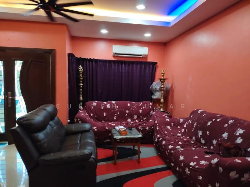 1-storey Terraced House for Sale in Puchong (Selangor) - Suresh Kumar - Living Room - PropertyGuru.com.my