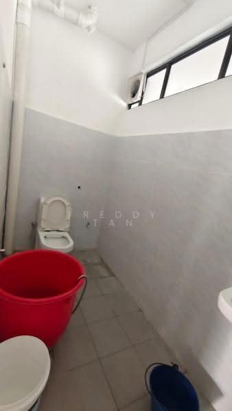 Rumah Teres 2-Tingkat untuk Disewa di Bayan Baru (Penang) - Freddy Tan - Bathroom - PropertyGuru.com.my