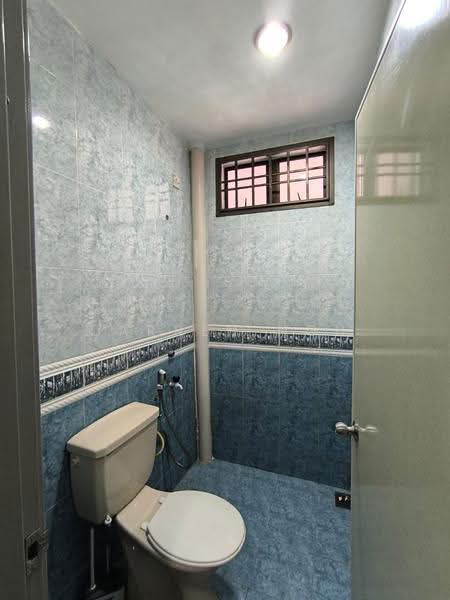 Rumah Teres 1.5-Tingkat untuk Disewa di Taman Pelangi Indah (Ulu Tiram) - Darren Ngu - Bathroom - PropertyGuru.com.my