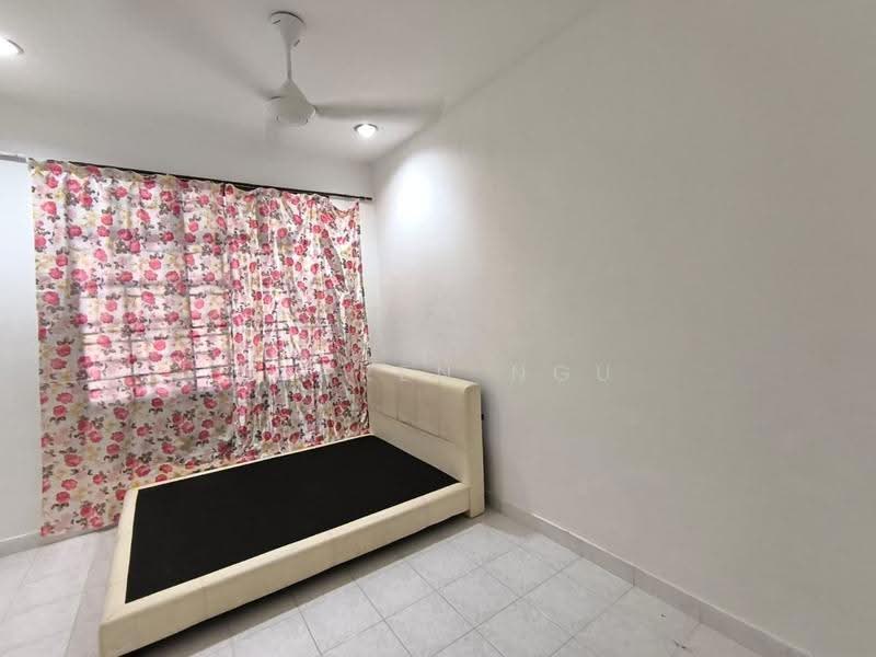 Rumah Teres 1.5-Tingkat untuk Disewa di Taman Pelangi Indah (Ulu Tiram) - Darren Ngu - Bedroom - PropertyGuru.com.my