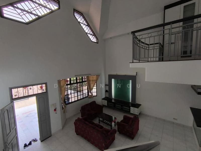 Rumah Teres 1.5-Tingkat untuk Disewa di Taman Pelangi Indah (Ulu Tiram) - Darren Ngu - Living Room - PropertyGuru.com.my