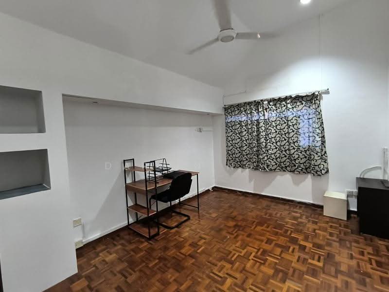 Rumah Teres 1.5-Tingkat untuk Disewa di Taman Pelangi Indah (Ulu Tiram) - Darren Ngu - Study - PropertyGuru.com.my