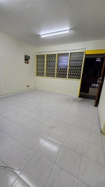 Flat for Rent at Taman Lip Sin Block 1, 3 & 5 - Annie Tan - Interior - PropertyGuru.com.my