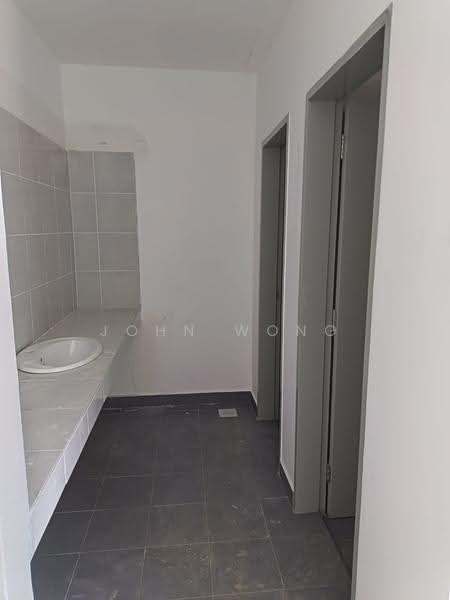 Shop / Office for Sale in Seremban 2 (Seremban) - John Wong - Interior - PropertyGuru.com.my