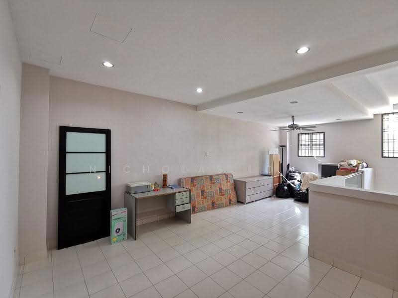 3-storey Terraced House for Rent in Bandar Putra Kulai (Kulai) - Nicholas Low - Interior - PropertyGuru.com.my