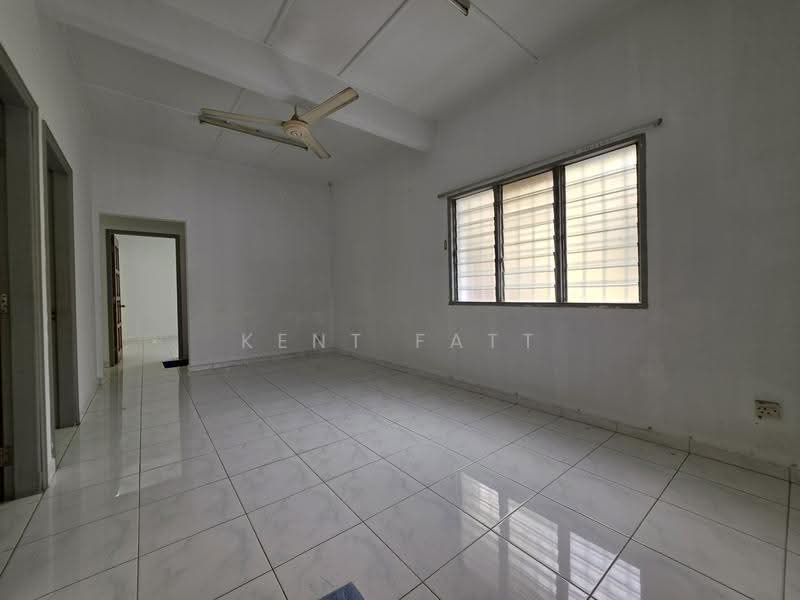 1-storey Terraced House for Sale in Sea Park (Petaling Jaya) - Kent Fatt - Interior - PropertyGuru.com.my
