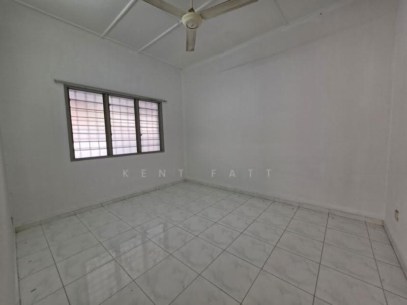 1-storey Terraced House for Sale in Sea Park (Petaling Jaya) - Kent Fatt - Interior - PropertyGuru.com.my