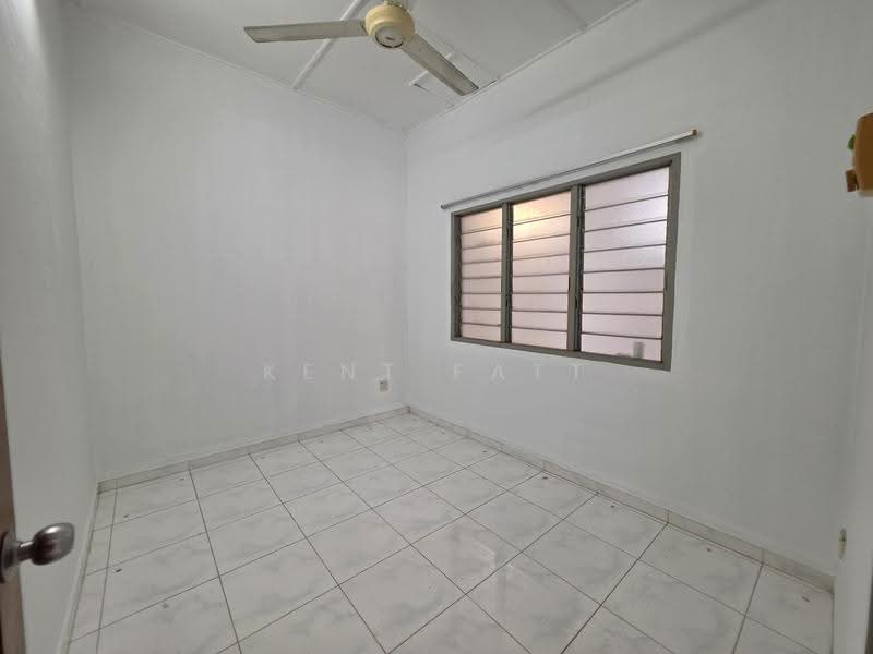 1-storey Terraced House for Sale in Sea Park (Petaling Jaya) - Kent Fatt - Interior - PropertyGuru.com.my