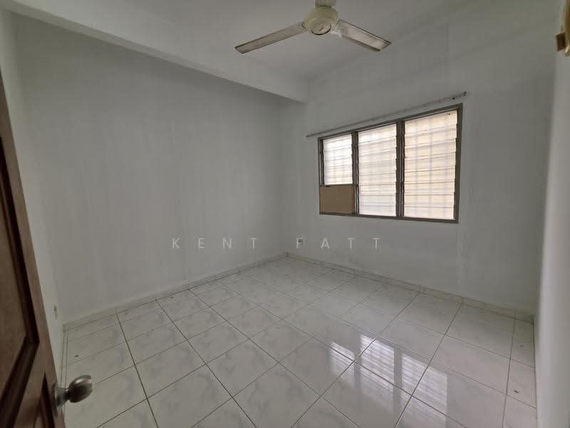 1-storey Terraced House for Sale in Sea Park (Petaling Jaya) - Kent Fatt - Interior - PropertyGuru.com.my