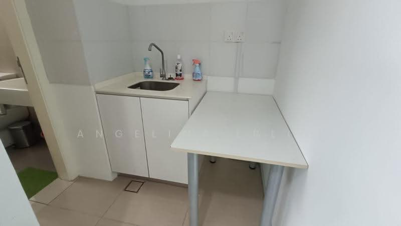 Pejabat untuk Disewa di KLCC (KL City Centre) - Angelina Erlin - Kitchen - PropertyGuru.com.my