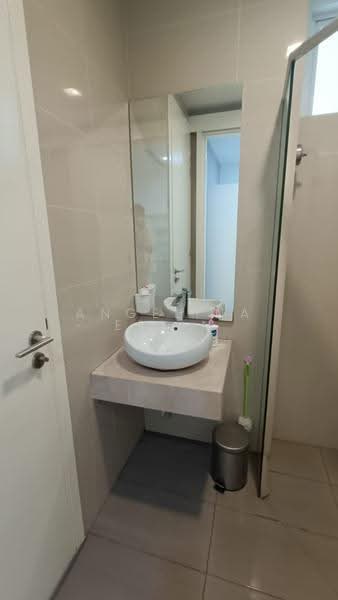 Pejabat untuk Disewa di KLCC (KL City Centre) - Angelina Erlin - Bathroom - PropertyGuru.com.my