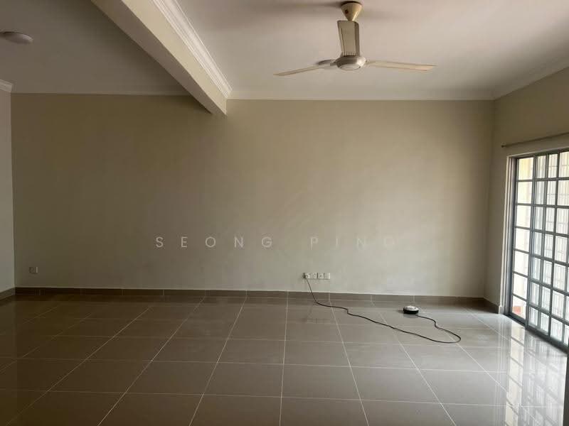 Rumah Teres 2-Tingkat untuk Disewa di Bandar Puteri Puchong (Puchong) - Seong Ping - Living Room - PropertyGuru.com.my