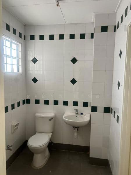 Rumah Teres 2-Tingkat untuk Disewa di Bandar Puteri Puchong (Puchong) - Seong Ping - Bathroom - PropertyGuru.com.my