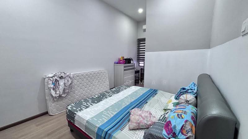 2.5-storey Terraced House for Sale in Ipoh (Perak) - Rina Omar - Bedroom - PropertyGuru.com.my