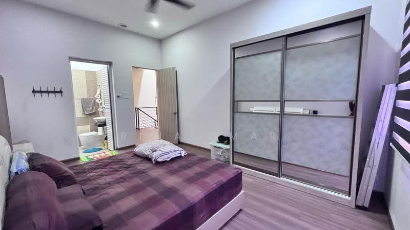 2.5-storey Terraced House for Sale in Ipoh (Perak) - Rina Omar - Bedroom - PropertyGuru.com.my
