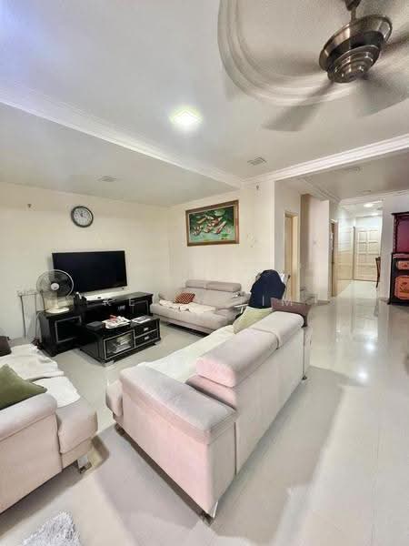 2.5-storey Terraced House for Sale in Bandar Mahkota Cheras (Cheras) - Kelly Lim - Living Room - PropertyGuru.com.my