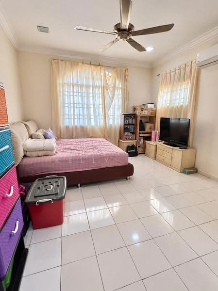 2.5-storey Terraced House for Sale in Bandar Mahkota Cheras (Cheras) - Kelly Lim - Bedroom - PropertyGuru.com.my