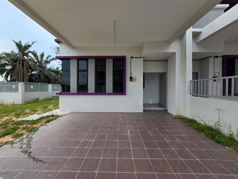 2-storey Terraced House for Sale in Seksyen 30 (Shah Alam) - Kent Lee - Exterior - PropertyGuru.com.my