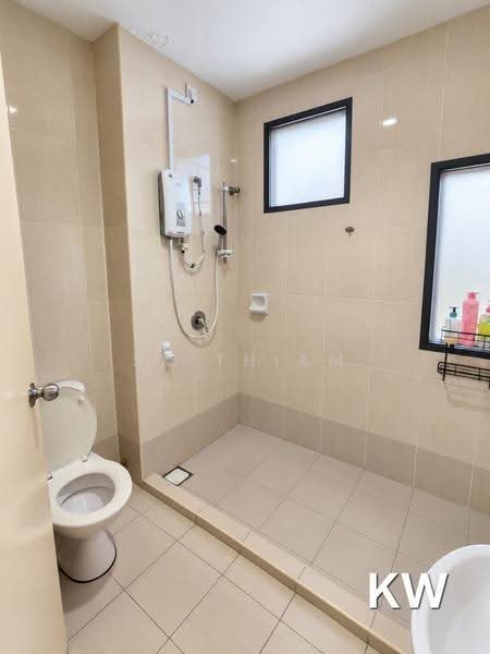 Terraced House for Sale in Kemuning Utama (Shah Alam) - SK Thiam - Bathroom - PropertyGuru.com.my