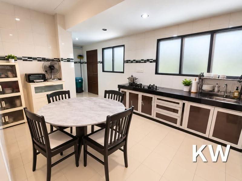 Terraced House for Sale in Kemuning Utama (Shah Alam) - SK Thiam - Kitchen - PropertyGuru.com.my