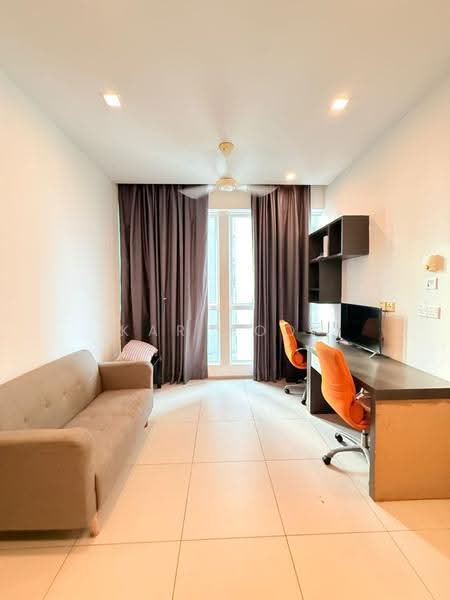 Kediaman Servis untuk Disewa di Garden Plaza - Kar Hooi - Living Room - PropertyGuru.com.my