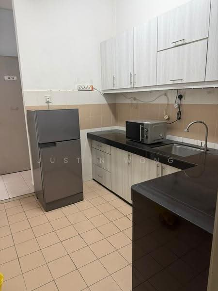 Condominium for Rent at Residensi Laguna (Sunway Belvedere) - Justin Wong - Kitchen - PropertyGuru.com.my
