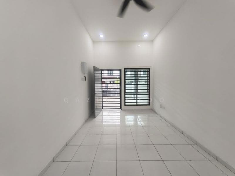 Rumah Teres 1-Tingkat untuk Dijual di Bercham (Ipoh) - Qazin Khoo - Entrance - PropertyGuru.com.my