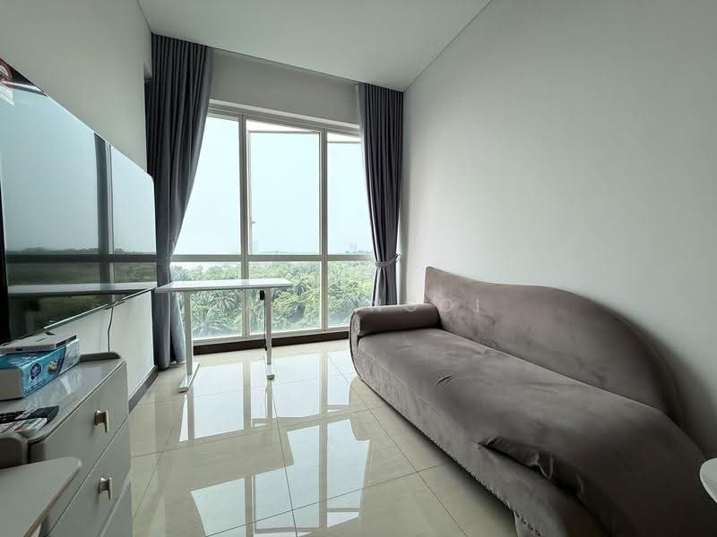 Service Residence for Rent at Puteri Cove Residences - Jane Ngoi - Living Room - PropertyGuru.com.my