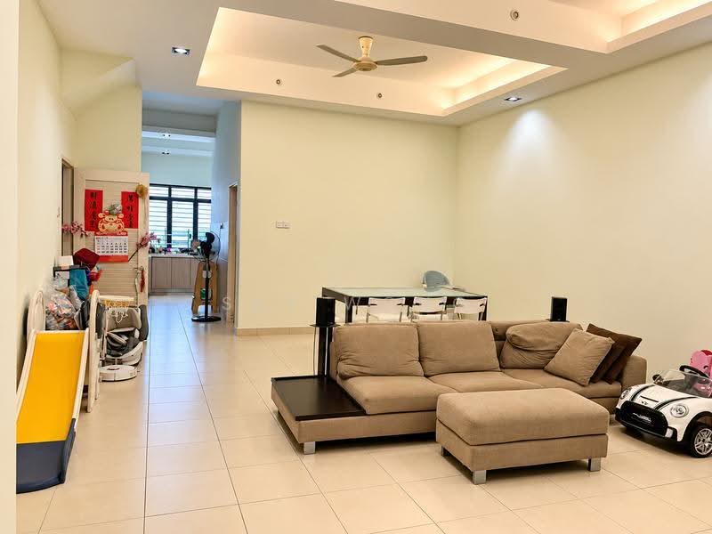 Terraced House for Sale in Bandar Puteri Puchong (Puchong) - Sky Wong - Living Room - PropertyGuru.com.my
