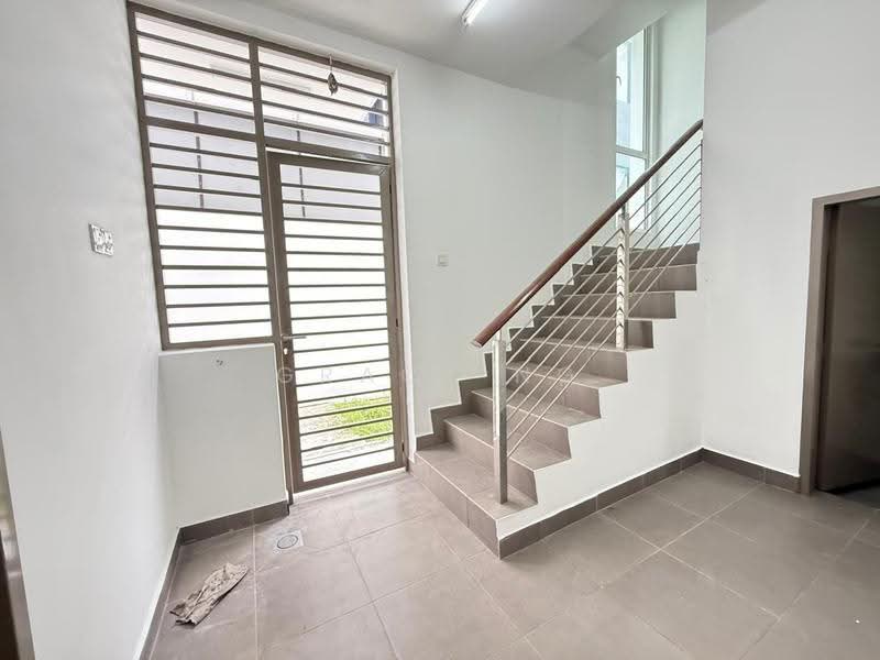 Bungalow House untuk Dijual di Taman Desa Tebrau (Tebrau) - Grace Ng - Entrance - PropertyGuru.com.my