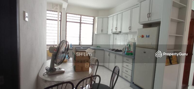 Untuk Dijual - Medan Lumba Kuda