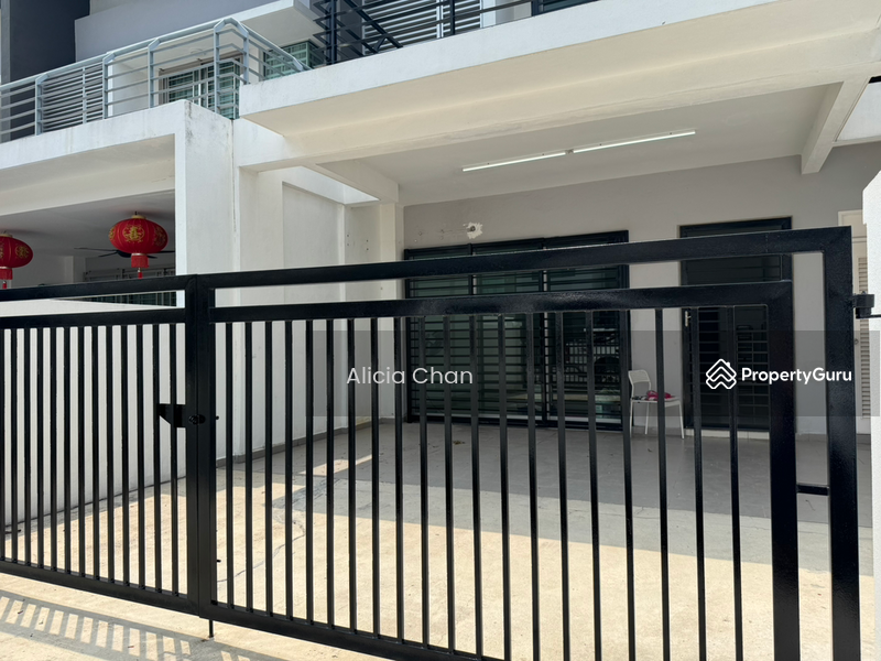 Untuk Disewa - Bandar Springhill Peony house near UCSI hospital