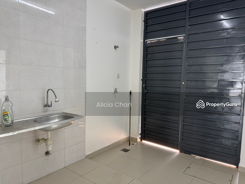 Untuk Disewa - Bandar Springhill Peony house near UCSI hospital
