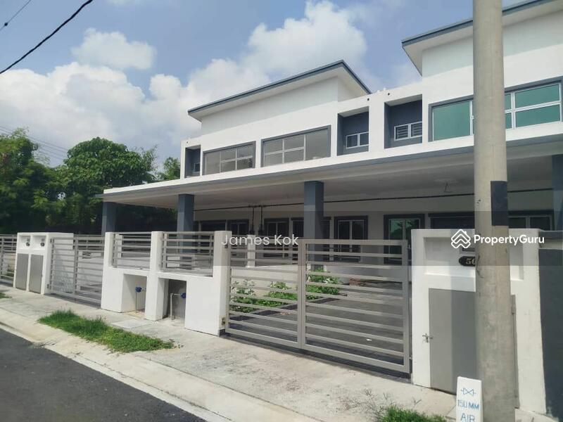 Untuk Dijual - Terrace house at Taman Sri Istana