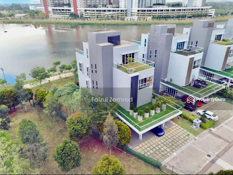 For Sale - Lakefront Villa Cyberjaya