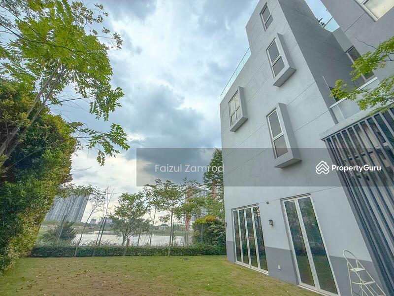 For Sale - Lakefront Villa Cyberjaya