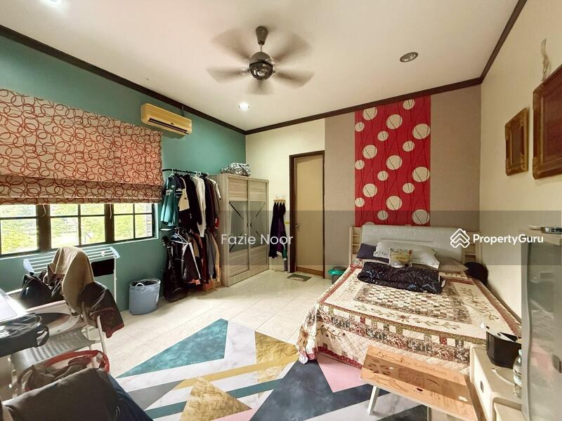 For Sale - Corner Lot Semi-D 2 Storey Bandar Nusaputra Puchong