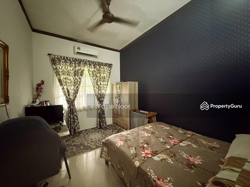For Sale - Corner Lot Semi-D 2 Storey Bandar Nusaputra Puchong
