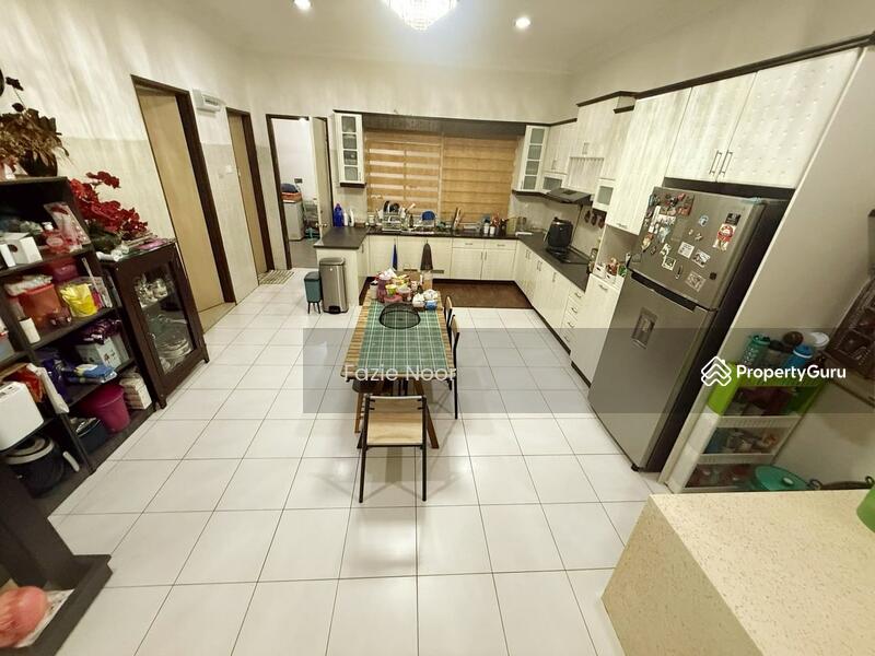 For Sale - Corner Lot Semi-D 2 Storey Bandar Nusaputra Puchong