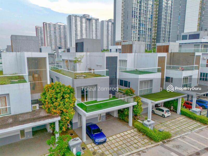 Untuk Dijual - Lakefront Villa Cyberjaya