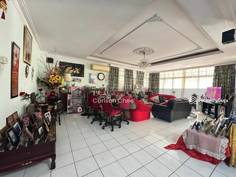 For Sale - Bungalow at Usj 2