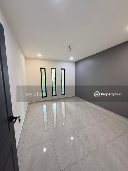 Rumah Berkembar untuk Dijual di Kampung Nong Chik (Johor Bahru) - Roy Chan - PropertyGuru.com.my