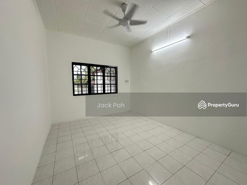 For Sale - Taman Batu Gajah Perdana , 1 Storey Terrace House , Matured Location , Renovated , Area - Pusing