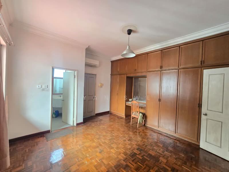 Condominium for Sale at Menara Duta 1 - Ryan Swe - Bedroom - PropertyGuru.com.my