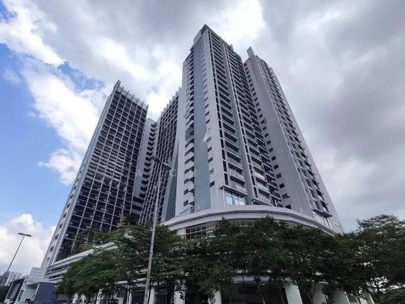 Kediaman Servis untuk Dijual di D'Latour - A Chong - Exterior - PropertyGuru.com.my