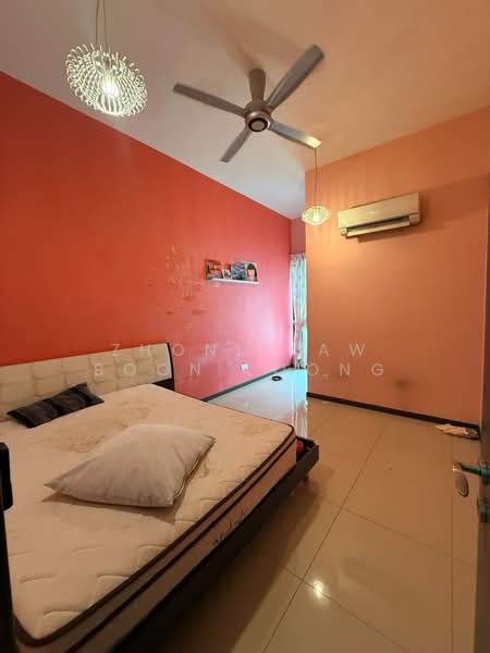 3-storey Terraced House for Sale in Bandar Bayan Bahru (Bayan Lepas) - Zhonl Saw Boon Loong - Bedroom - PropertyGuru.com.my