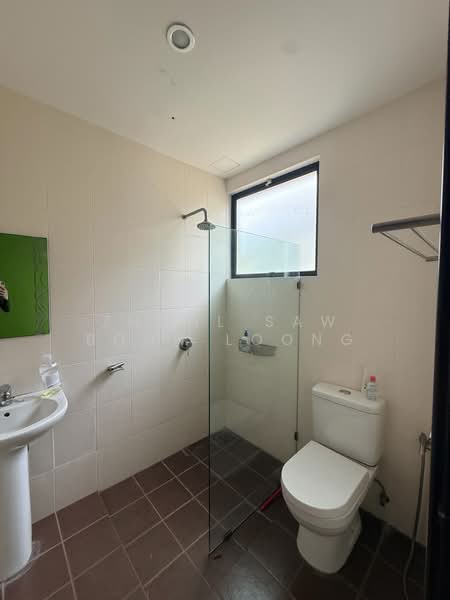 3-storey Terraced House for Sale in Bandar Bayan Bahru (Bayan Lepas) - Zhonl Saw Boon Loong - Bathroom - PropertyGuru.com.my