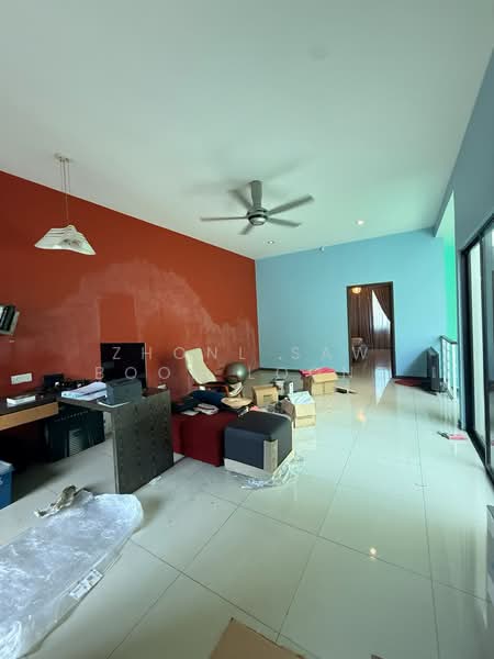 3-storey Terraced House for Sale in Bandar Bayan Bahru (Bayan Lepas) - Zhonl Saw Boon Loong - Living Room - PropertyGuru.com.my